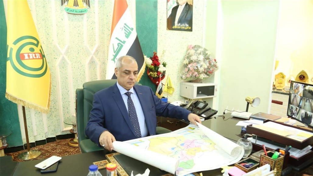 وزير النقل يوعز بتشكيل فريق عمل لدراسة إمكانية إنشاء خط سككي من منفذ بدرة