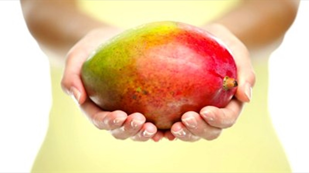 باحثة سعودية تبتكر علاجاً لسرطان الثدي من بذور فاكهة!