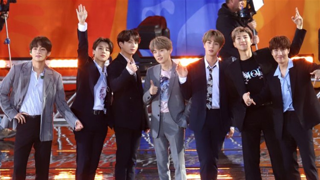 بالفيديو: وصول فرقة "BTS" الكورية إلى السعودية