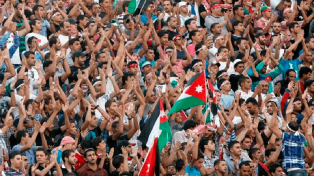 الجماهير الأردنية تثير غضب الكويتيين بسبب "صدام حسين"