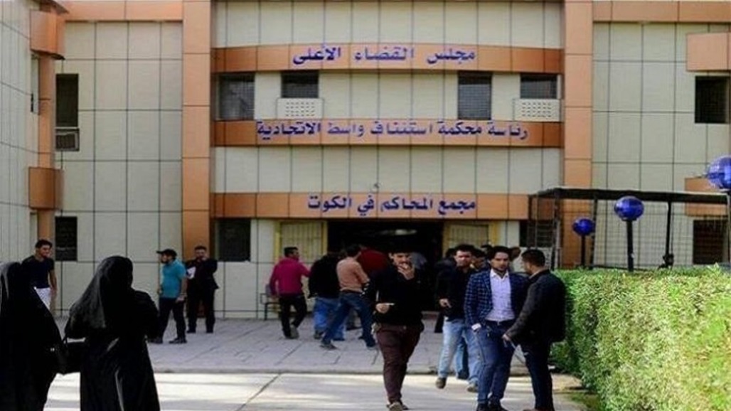 القضاء يصدر أمرا بالقبض على ضابطين في شرطة واسط تسببوا باستشهاد متظاهرين