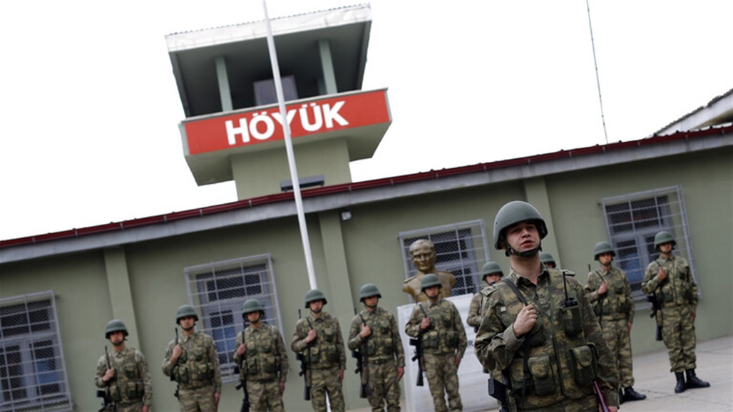 تركيا تعلن مقتل وإصابة ثلاثة من جنودها بإطلاق نار قرب الحدود الإيرانية