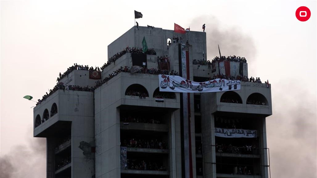 بالصور.. ساحة التحرير مساء اليوم