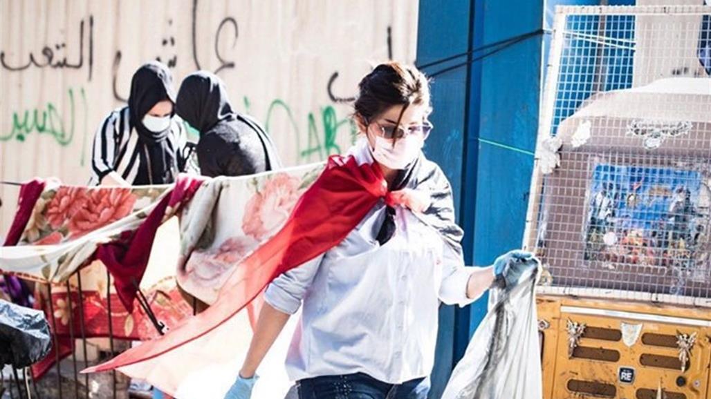 بالصور.. نجمة وطني السلة تشارك في حملات التنظيف بتظاهرات التحرير