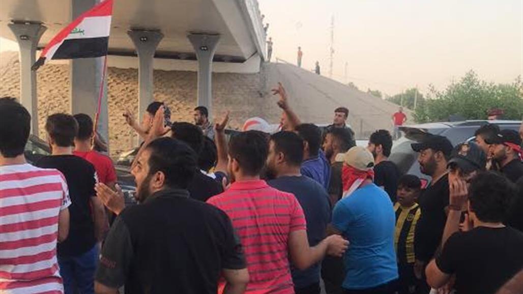 متظاهرون يغلقون سريع الدورة جنوبي بغداد