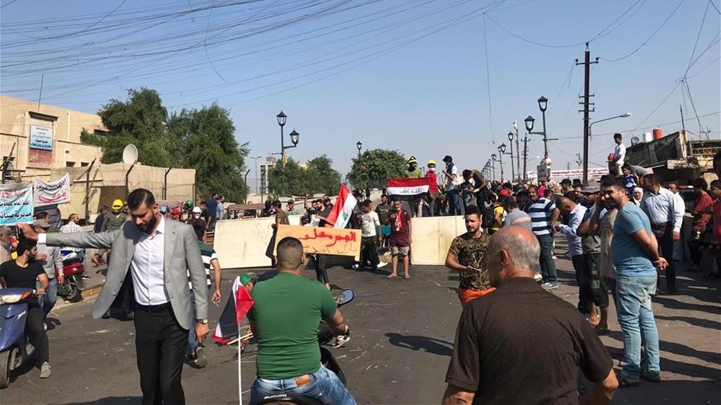 اسعافات الدفاع المدني تتوجه الى جسر الاحرار ببغداد نتيجة حصول اصابات 