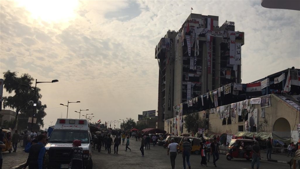 بالصور.. مشاهد من "التحرير والخلاني" الآن