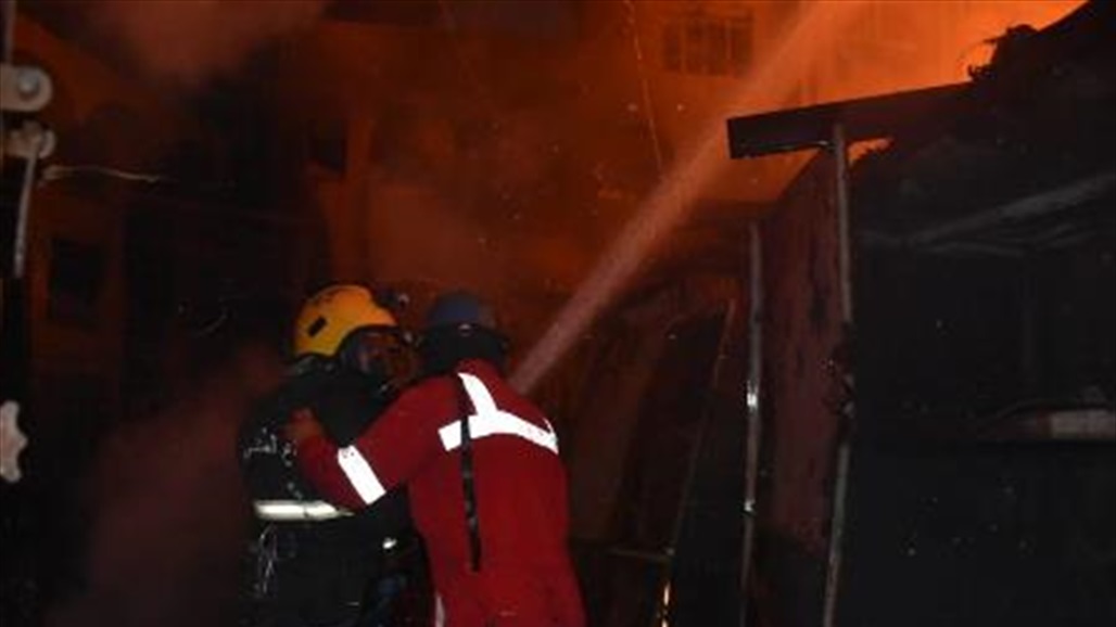 الدفاع المدني يسيطر على حريق اندلع في نصب الشناشيل بساحة الخلاني