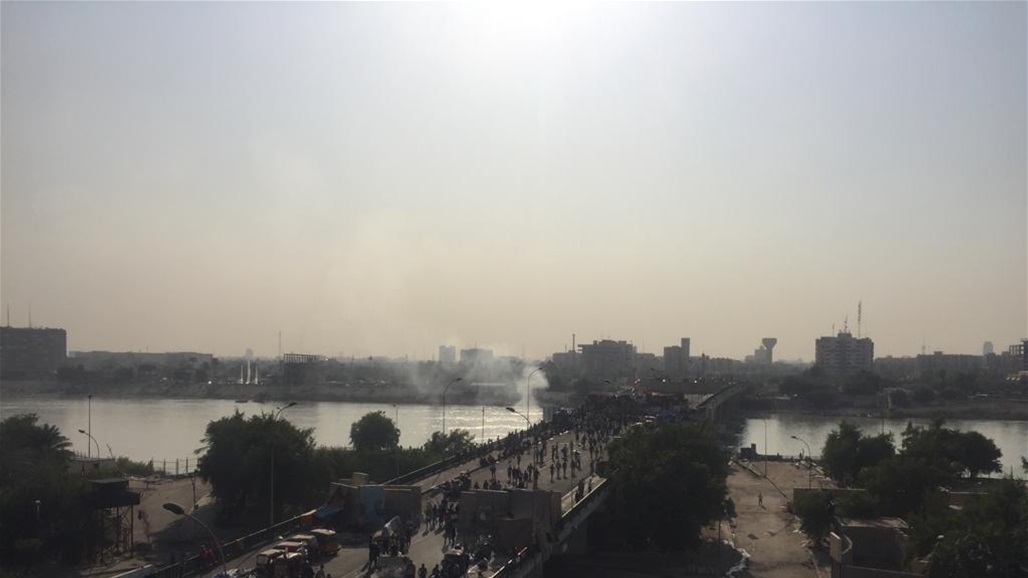 بالصور.. ما تشهده ساحتي التحرير والخلاني وجسر السنك قبل قليل