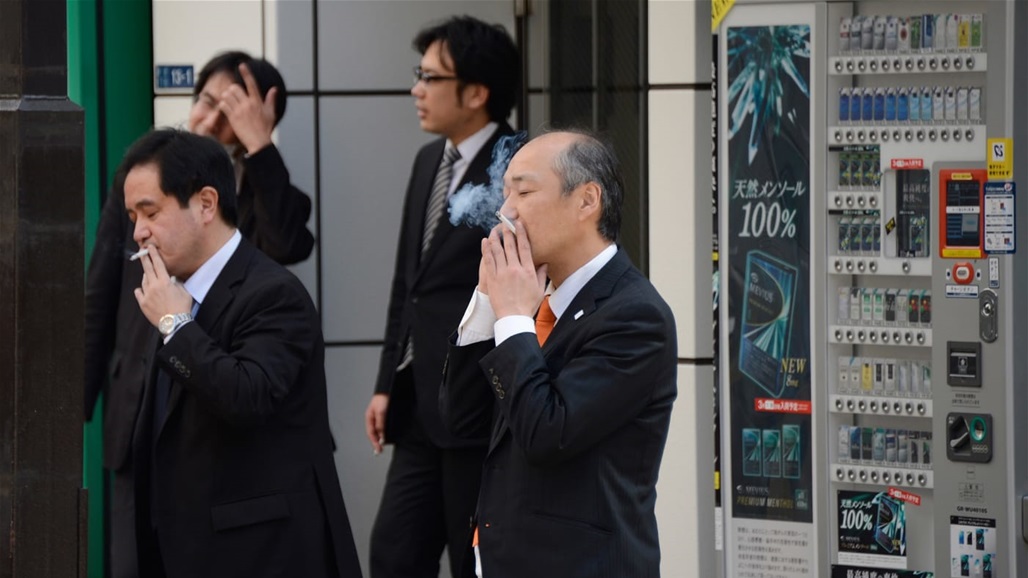 شركة يابانية تكافئ موظفيها غير المدخنين بإجازة سنوية مدفوعة... العرض مغرٍ!