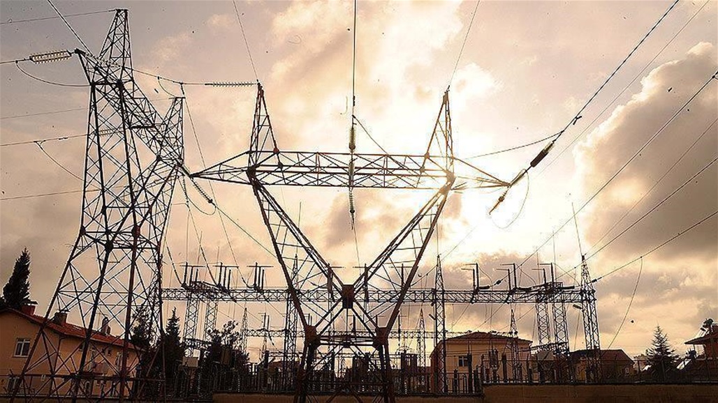 إيران تعلن تمديد عقد تصدير الكهرباء إلى العراق