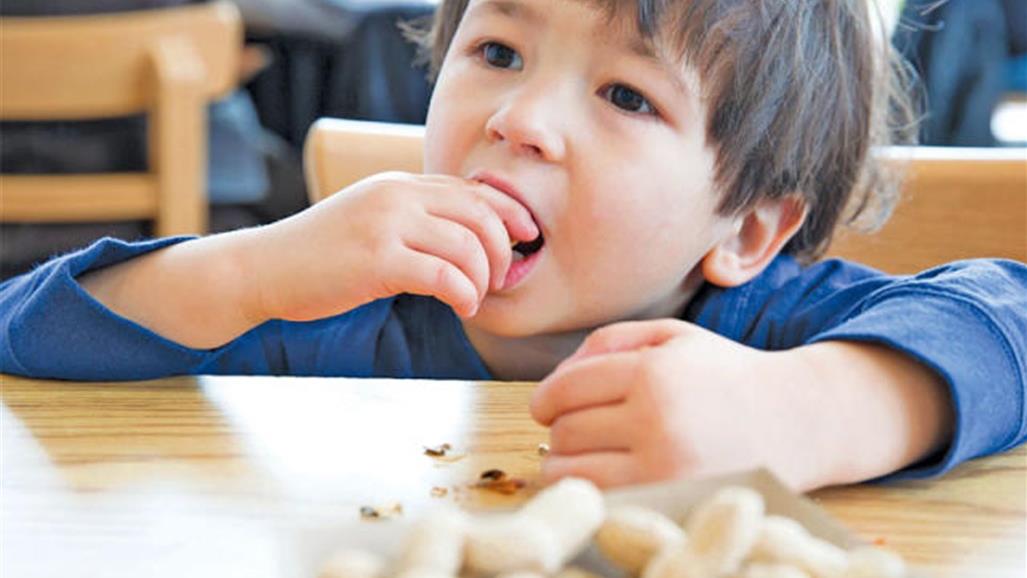 إحذروا الفول السوداني كاد يتسبب بمقتل رضيع