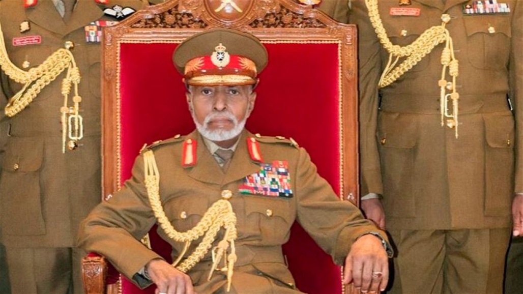 حكم عمان 50 عاما وليس له وريث.. من هو السلطان قابوس؟