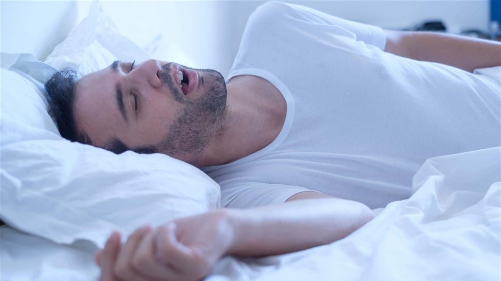 انقطاع النفس أثناء النوم مرتبط بنسبة الدهون في اللسان