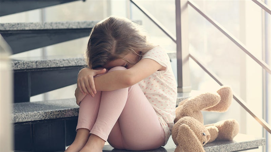 علامات الاكتئاب المبكرة عند طفلك...طرق كشفها ومعالجتها