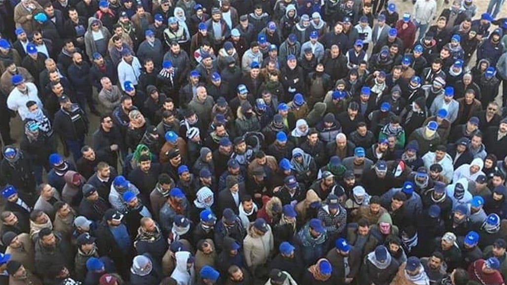 القبعات الزرق يباشرون بالانسحاب من ساحة التحرير والمطعم التركي