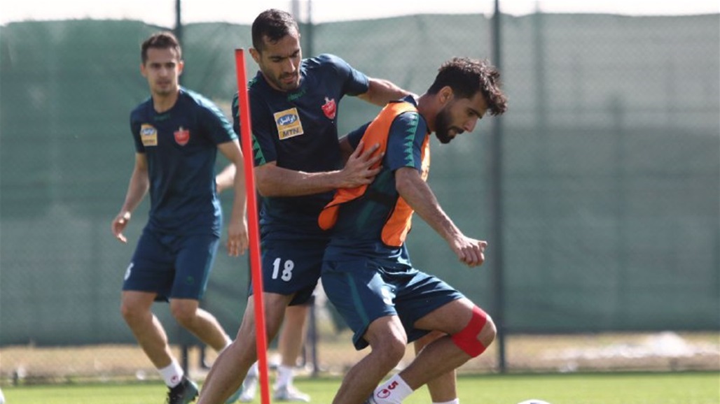 الدوري الإيراني يتحدى "كورونا" ونصائح وقائية لبشار رسن وزملائه