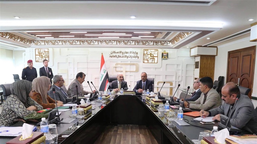 وزير الاعمار يصادق على التجديد الحضري لمركز النجف 