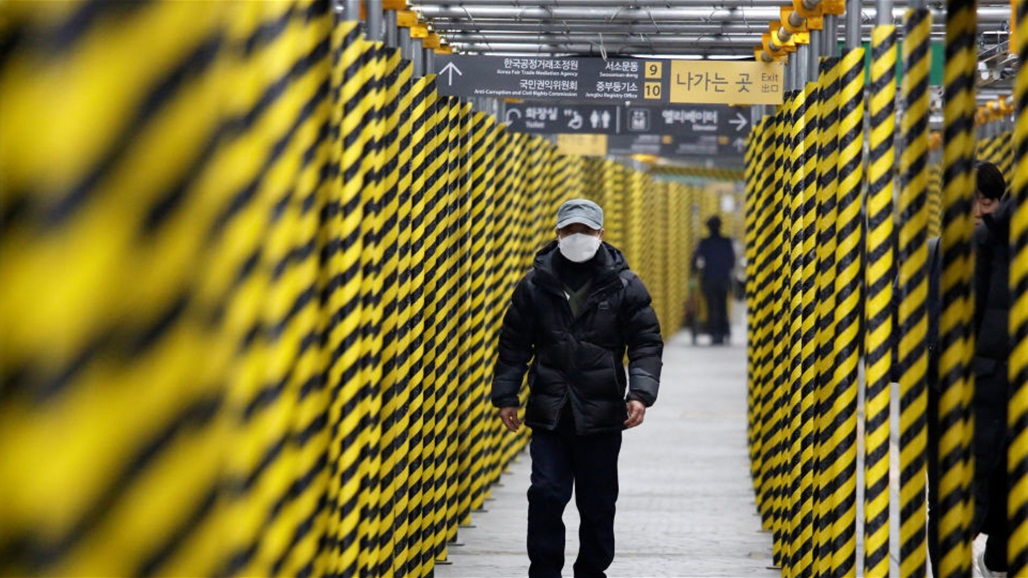 الصين تسحب لعبة من متجر "أبل" تسمح للاعبيها بابتكار فيروس وهمي ونشره بأنحاء العالم