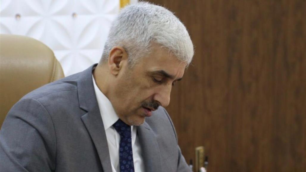 ​اول وزير "عراقي" يتبرع براتبه الشهري لدعم إجراءات الوقاية من فيروس كورونا