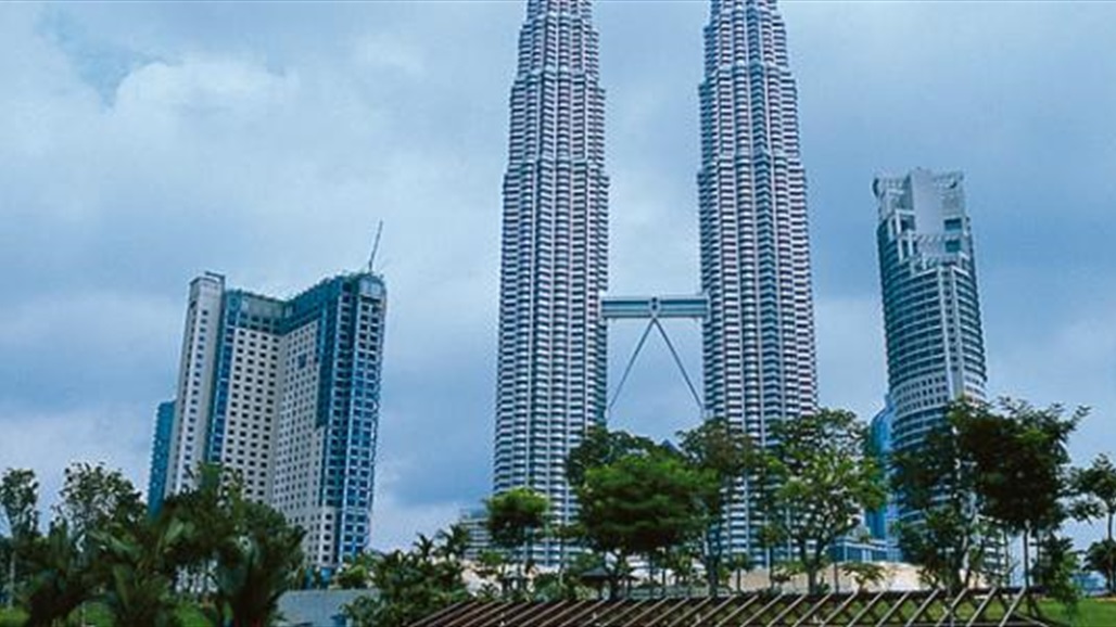بسبب كورونا.. ماليزيا تمنع دخول الوفود السياحية