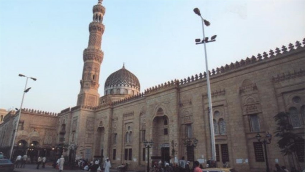 مصر تقرر غلق "مسجد السيدة زينب" في القاهرة 