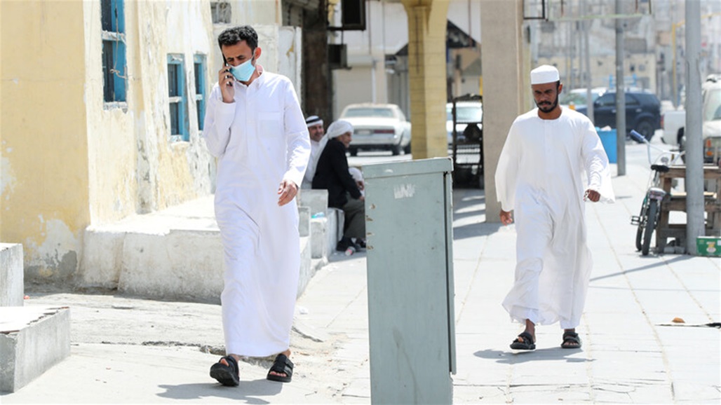 السجن وغرامة مالية لمن ينشر صورا أو مقاطع لمخالفات حظر التجول بالسعودية