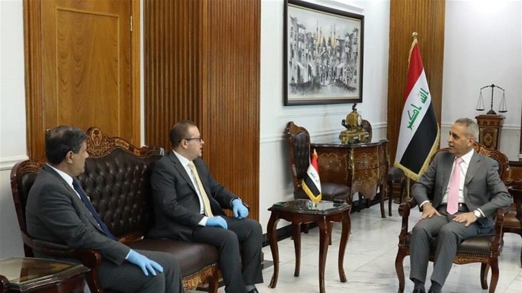 رئيس القضاء الاعلى يناقش مع نواب نينوى التعجيل في إطلاق سراح الموقوفين 