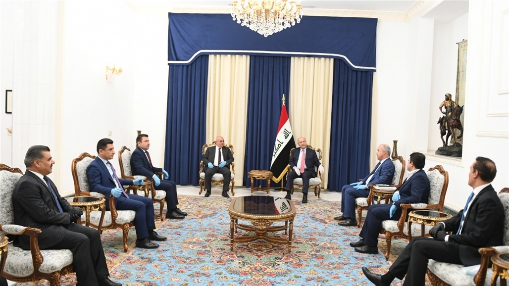 صالح يشدد على ضرورة التشاور والتنسيق بين جميع الأطراف بشأن تشكيل الحكومة 
