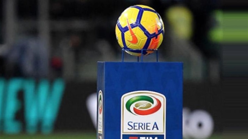 بالصورة.. طفل يحقق حلمه ويصمم اول قميص رياضي في حياته