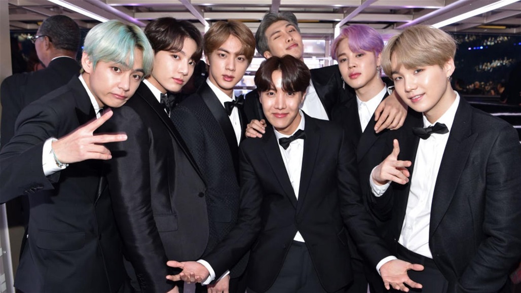 BTS تفوز بجائزة "افضل فرقة" في حفل جوائز "نيكلوديون"