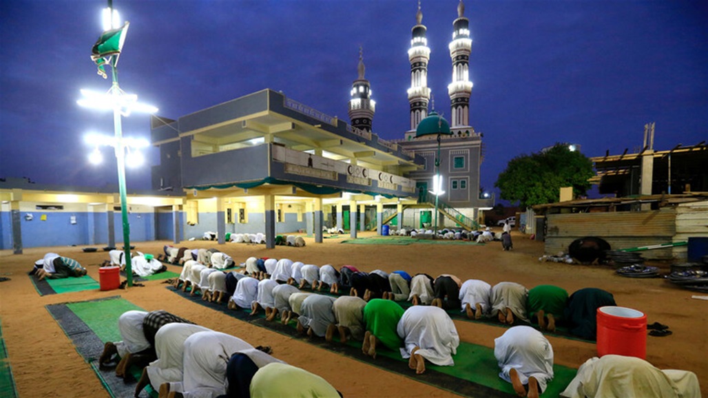 الكشف عن المتسبب ببث أذان المغرب مبكرا