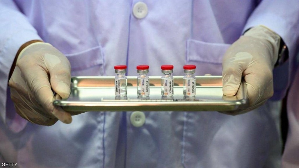 علماء يلاحقون بؤر كورونا لاختبار لقاحات