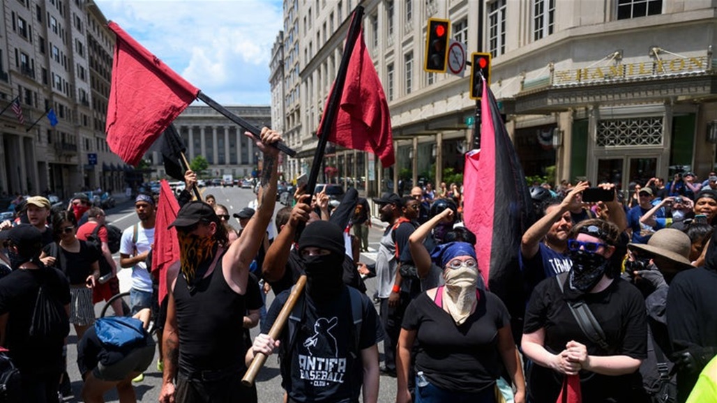 بعدما صنفها ترامب بالارهابية.. ما هي جماعة "ANTIFA"؟