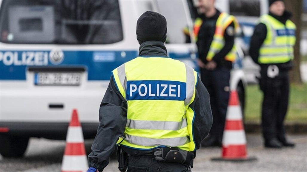 الشرطة الألمانية تلاحق مسلحا استولى على أسلحة رجال أمن