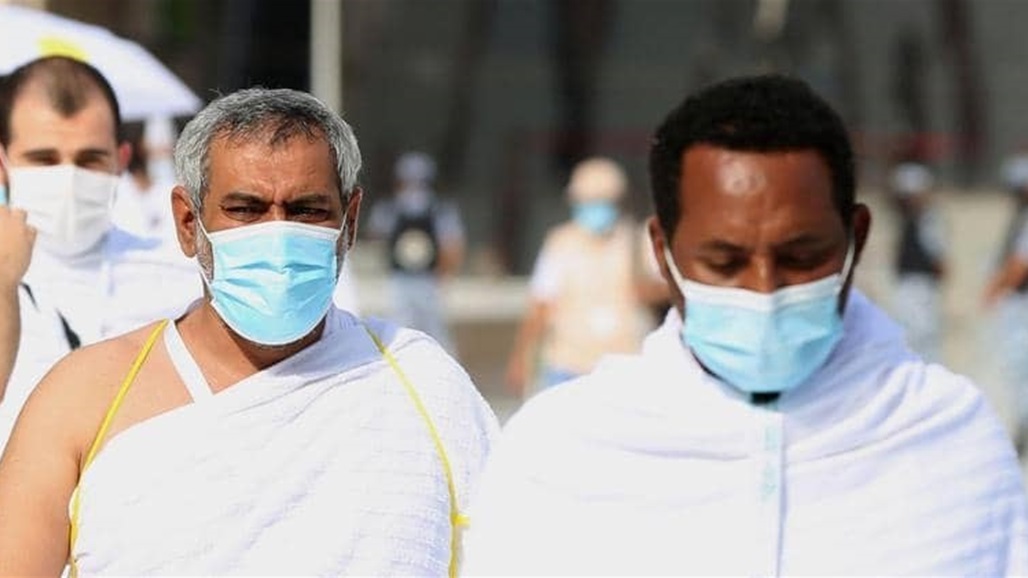 ضيوف الرحمن يبدأون بتأدية الركن الاعظم
