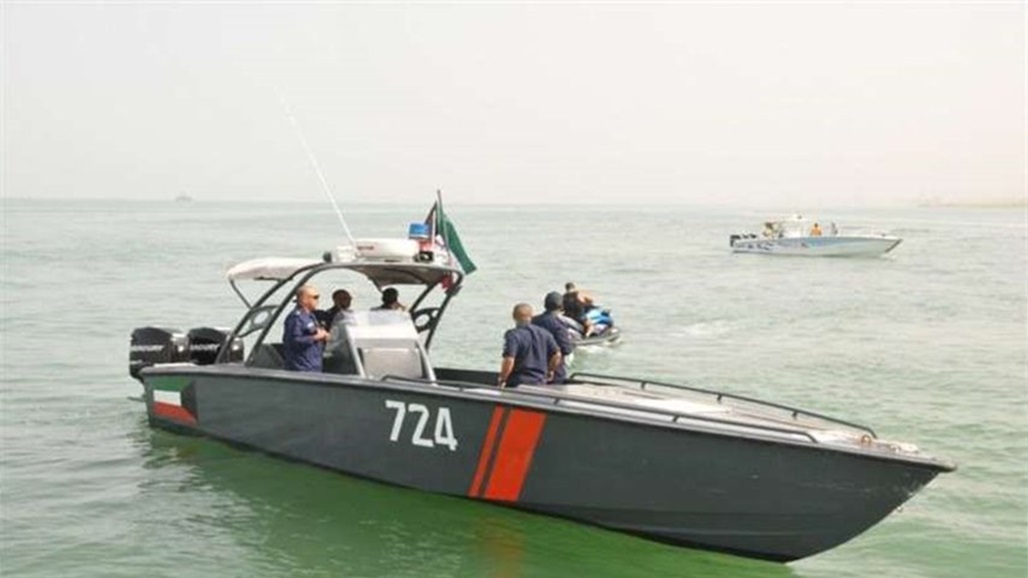 مغردون يتداولون فيديو لاعتراض البحرية الكويتية قاربا عراقيا 
