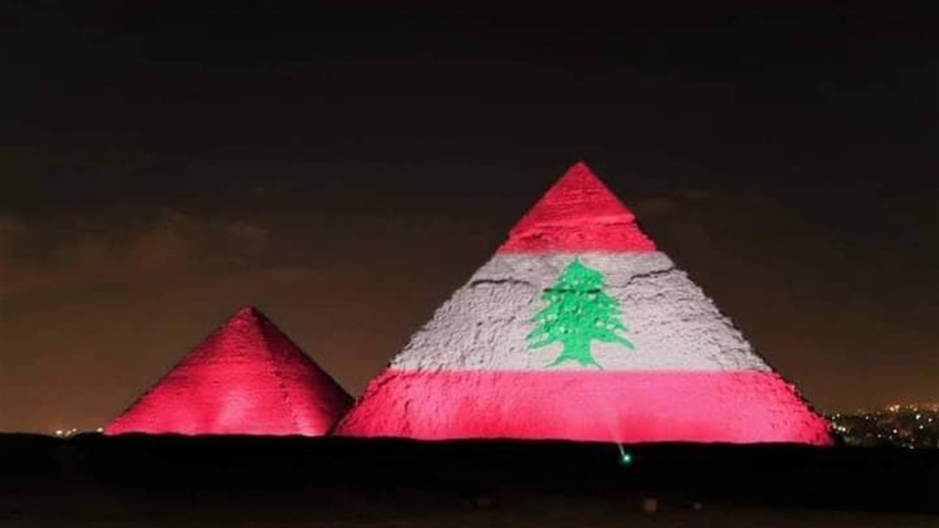 تضامنا مع بيروت... الدول العربية تتزين بالعلم اللبناني (صور)