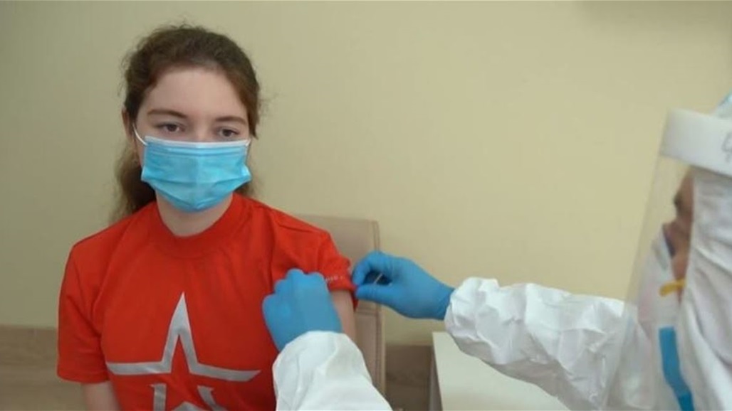 ما حقيقة الفتاة التي تلقّت "اللقاح الروسي"؟ هل هي حقاً ابنة بوتين؟