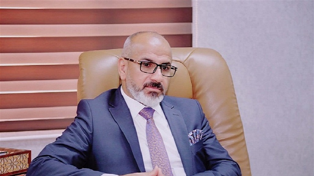 بالوثيقة.. نائب يعتبر تسكين الدرجات الوظيفية لخريجي المعاهد والاعداديات مخالفاً لعدد من الاحكام 