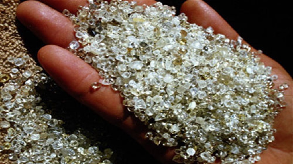 عامل منجم يعثر على 442 قيراطًا من الماس تصل قيمته لـ 18 مليون دولار