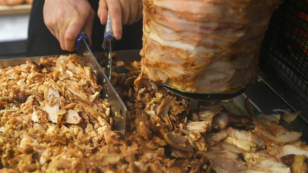 تسمّم عائلة بسبب وجبة الشاورما!