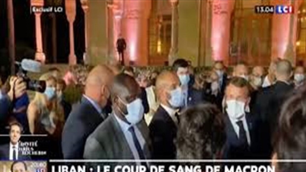 بعد توبيخه.. صحفي فرنسي يرد على ماكرون بطريقته