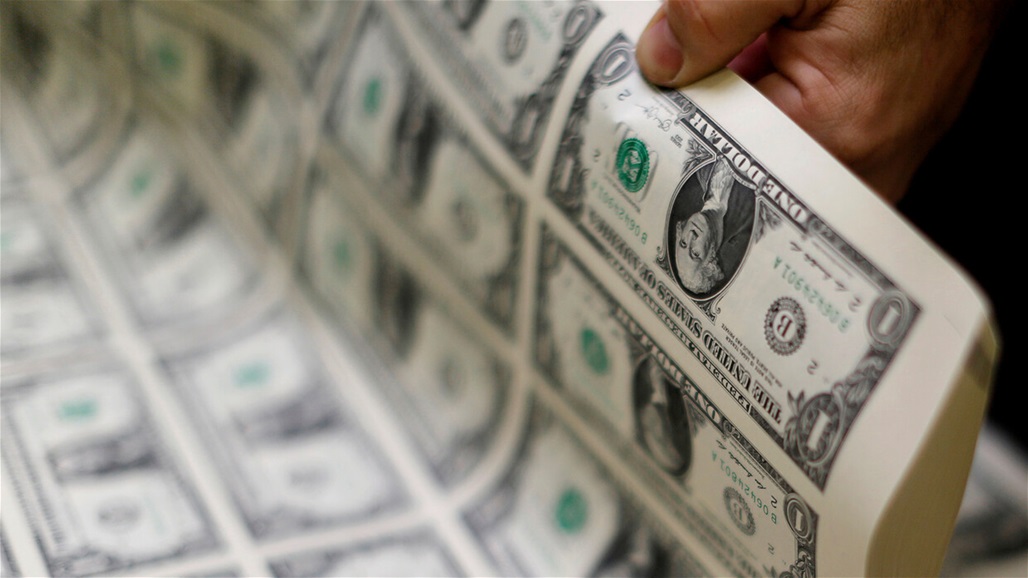الدولار يتجه نحو تسجيل خسارة أسبوعية