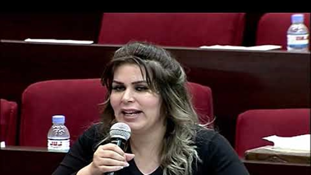 عضو بالمالية النيابية تدعو لعقد جلسة طارئة لإستضافة الكاظمي وعلاوي