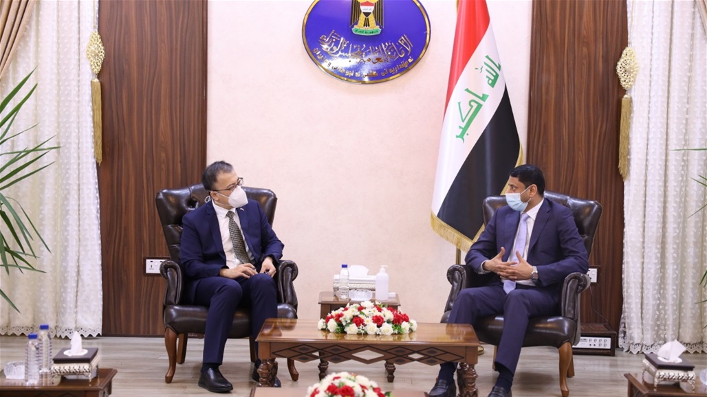 Iraqi-Chinese talks to rehabilitate an airport and build a thousand schools