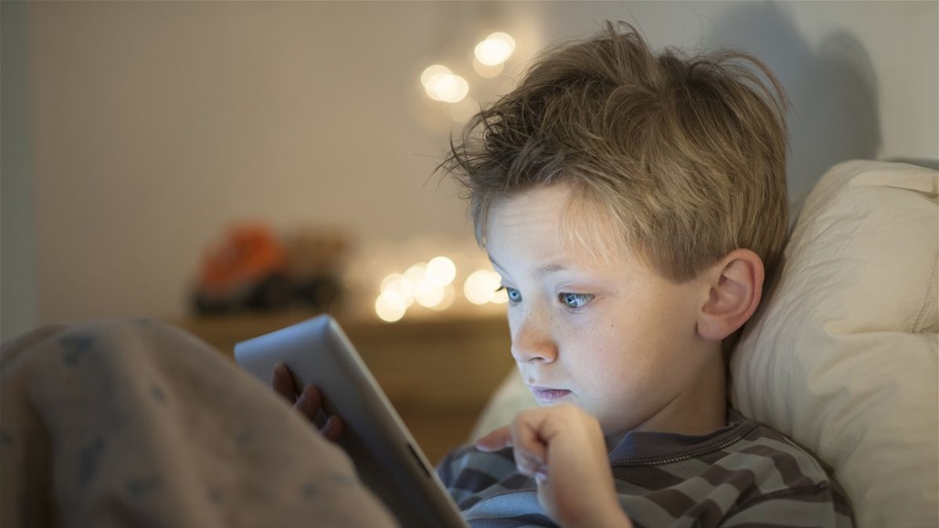 "وصفة" لتخليص الأطفال من إدمان الشاشات الرقمية والأجهزة الإلكترونية
