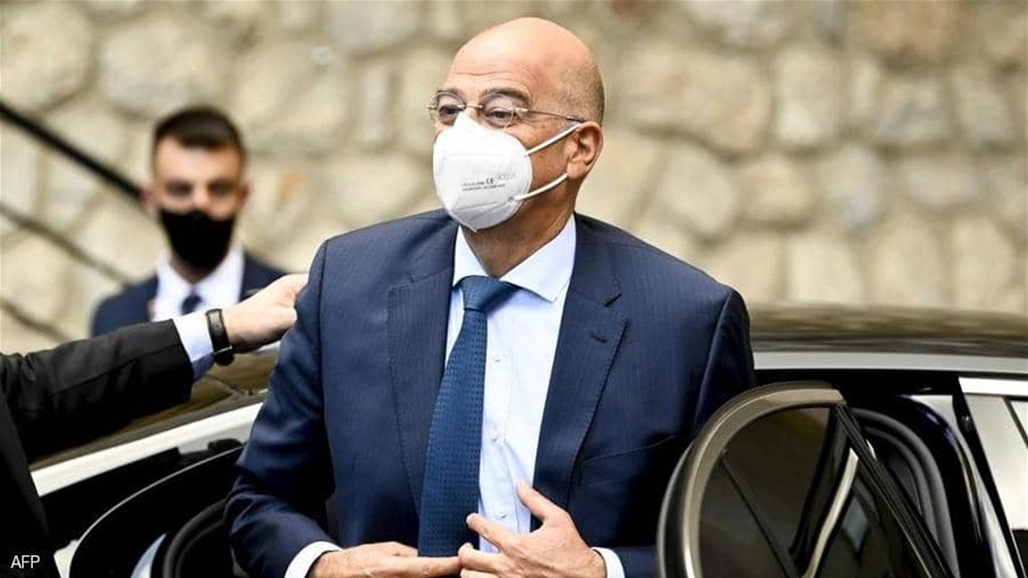اليونان تتهم تركيا باحتجاز وزير خارجيتها العائد من العراق "في الجو"