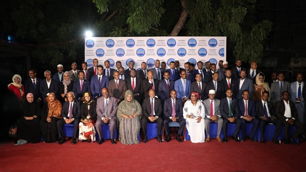 رئيس وزراء الصومال يعلن تشكيلة حكومته