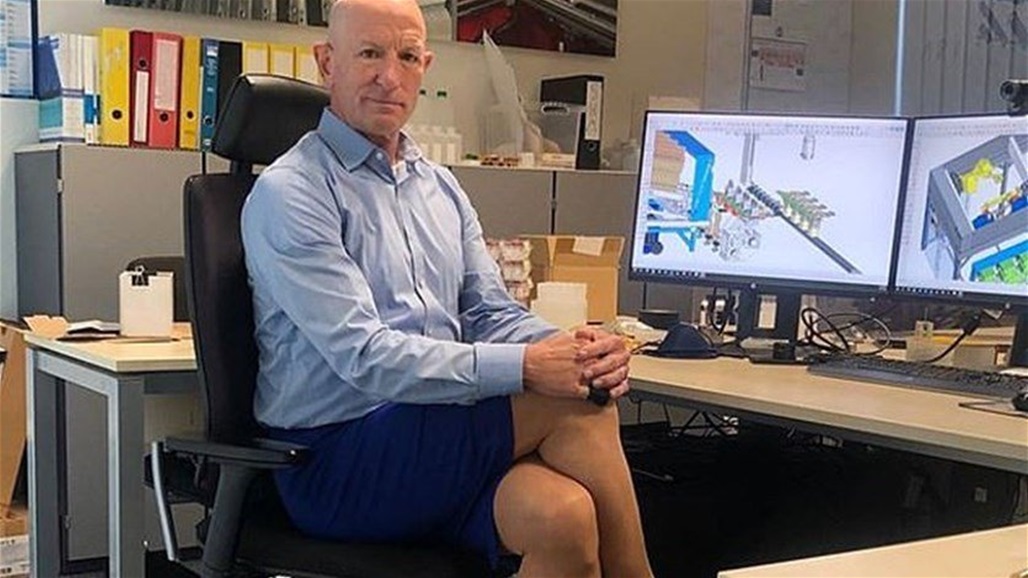 بالصور: رجل يتحدّى تقاليد المجتمع ويرتدي التنانير والكعب العالي... ما القصة؟